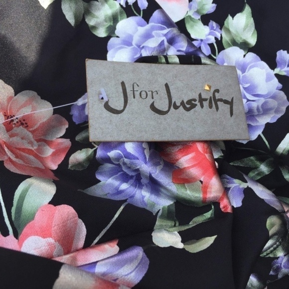 NWT J for Justify Floral Mini Dress M - Picture 5 of 6